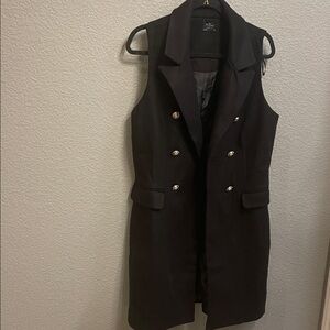 Chic Black Double-Breasted Vest